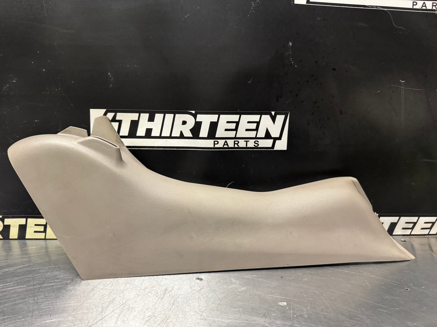 1999 CORVETTE C5 RH B PILLAR TRIM 10258546 OEM #N106