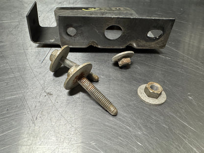 1999  CORVETTE C5 LR BUMPER BRACKET OEM BMP 9078 #N173