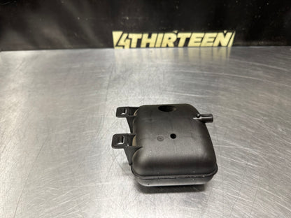 04-06 PONTIAC GTO HVAC VACUUM RESERVOIR TANK 92053361 OEM #N713