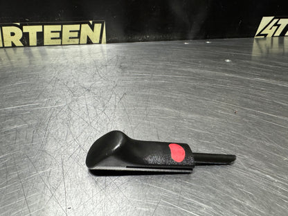 04-06 PONTIAC GTO OEM LH RH INTERIOR DOOR LOCK KNOB PULL OEM 92056808 #N776