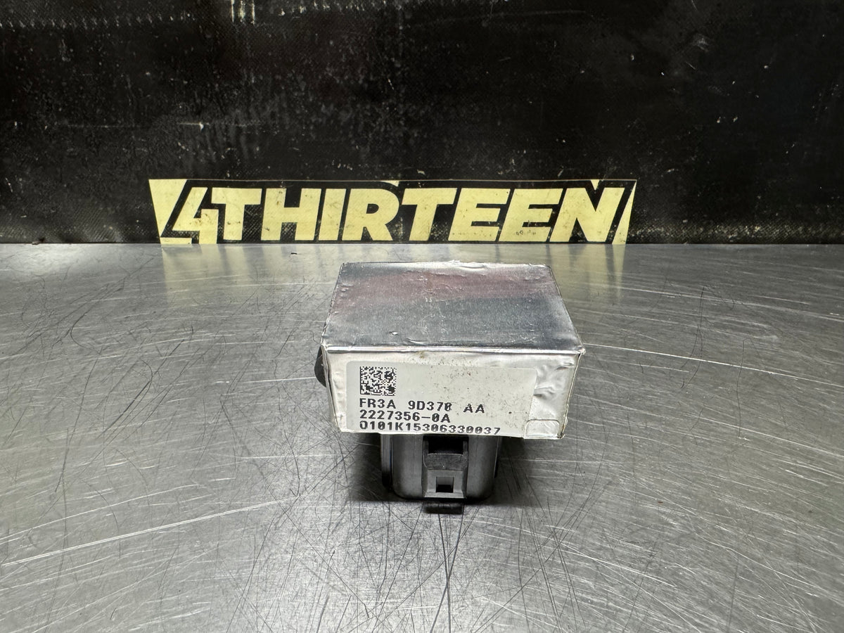15-17 FORD MUSTANG GT FUEL PUMP CONTROL MODULE OEM FR3A-9D370-AA #V30