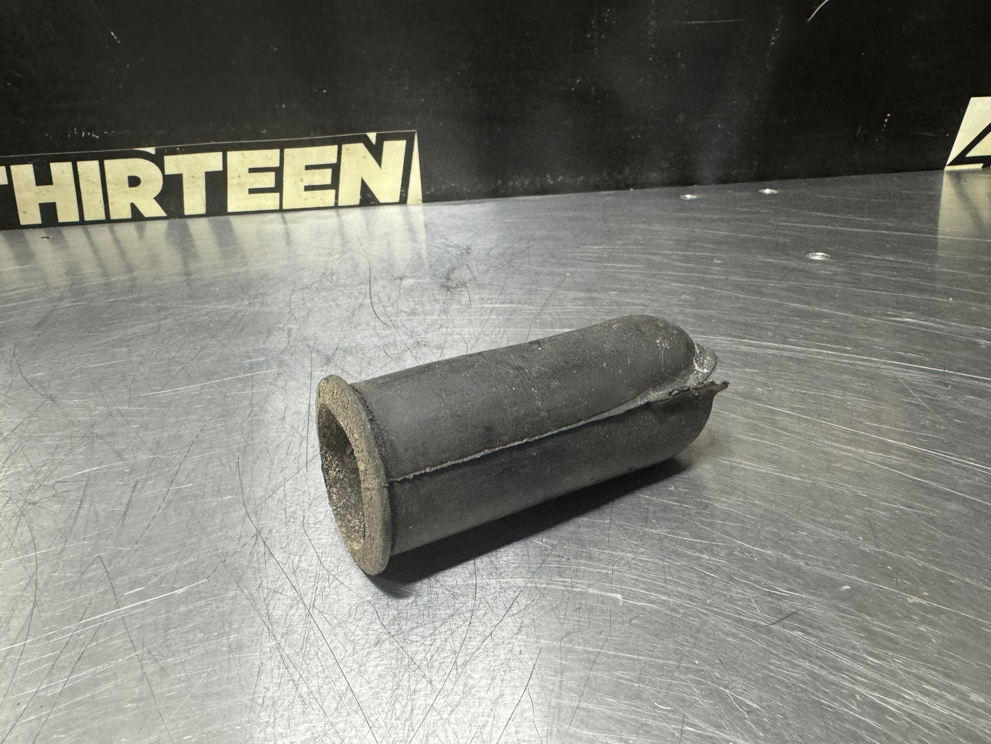 97-04 C5 CORVETTE COWL DRAIN TUBE RUBBER SEAL OEM #N339