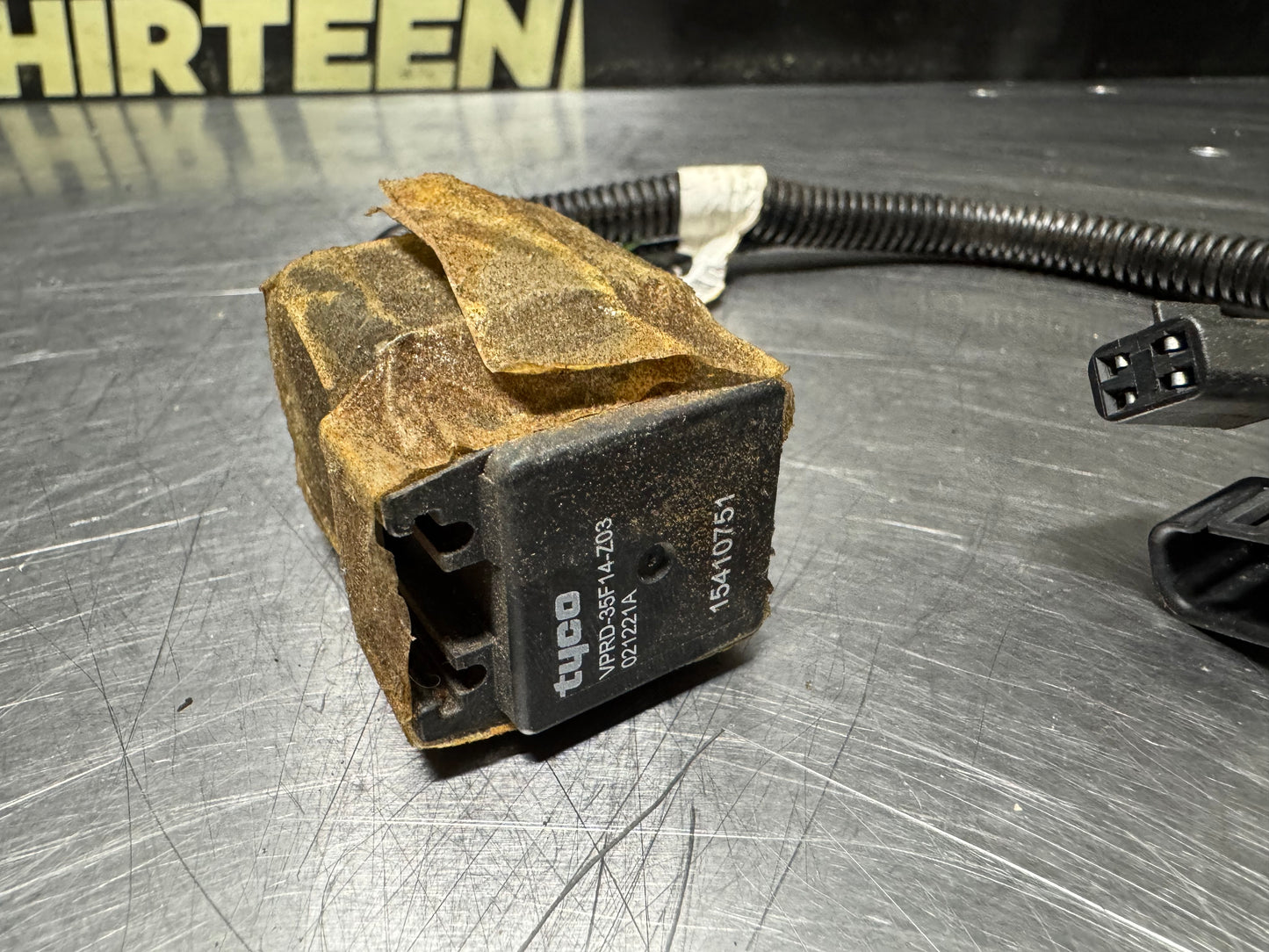 97-04 C5 CORVETTE STEERING COLUMN LOCK RELAY 15410751 OEM #N777