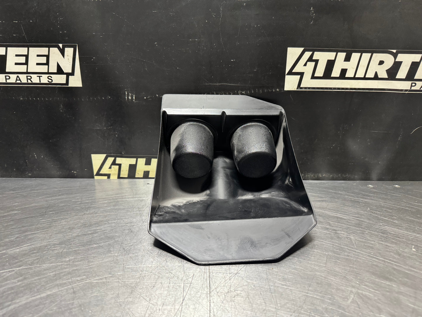 97-04 C5 CORVETTE / 05-13 C6 CORVETTE DUAL CUP HOLDERS #N444