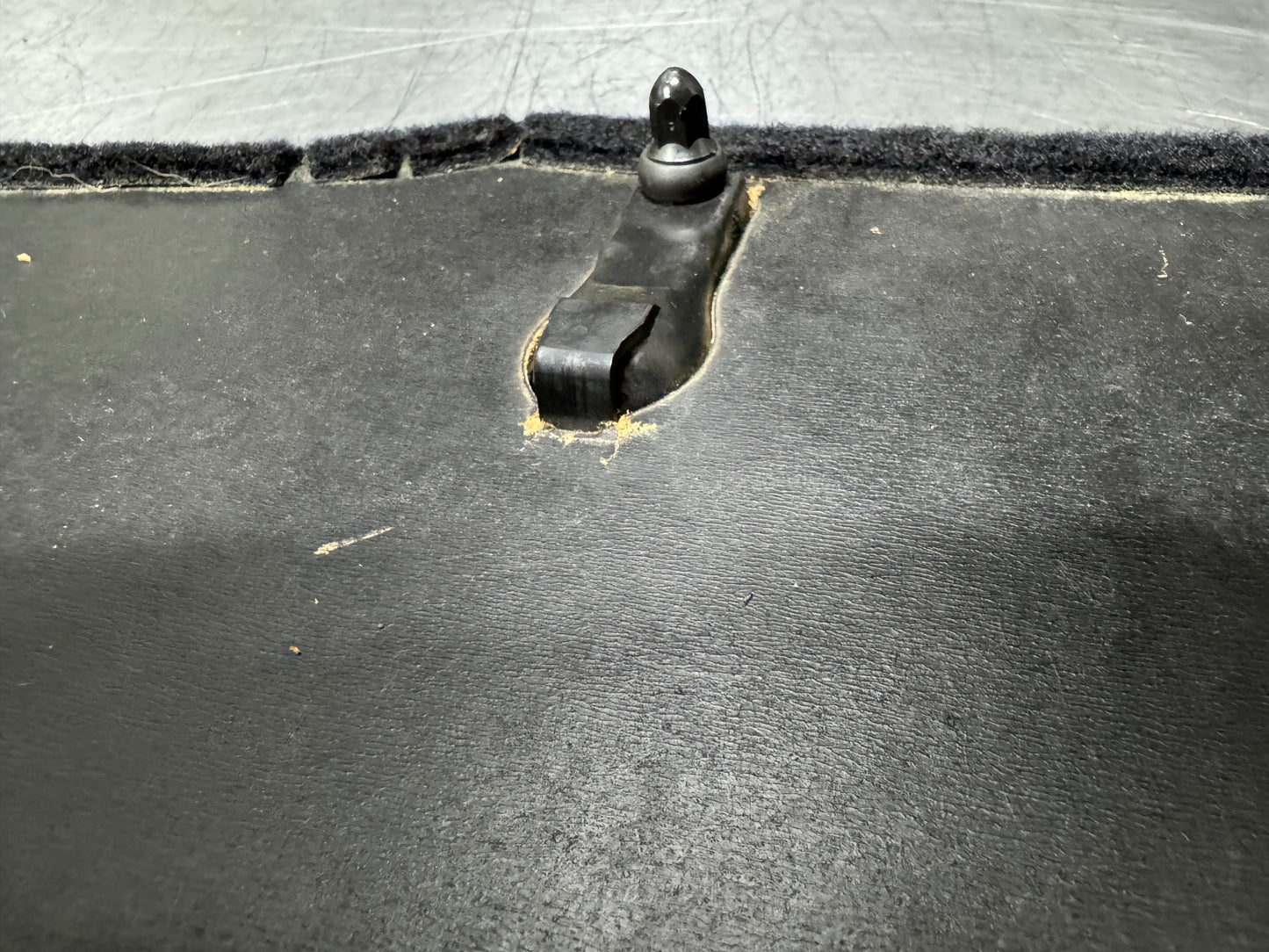 97-04 C5 CORVETTE REAR STORAGE COVER PASSENGER SIDE #N780
