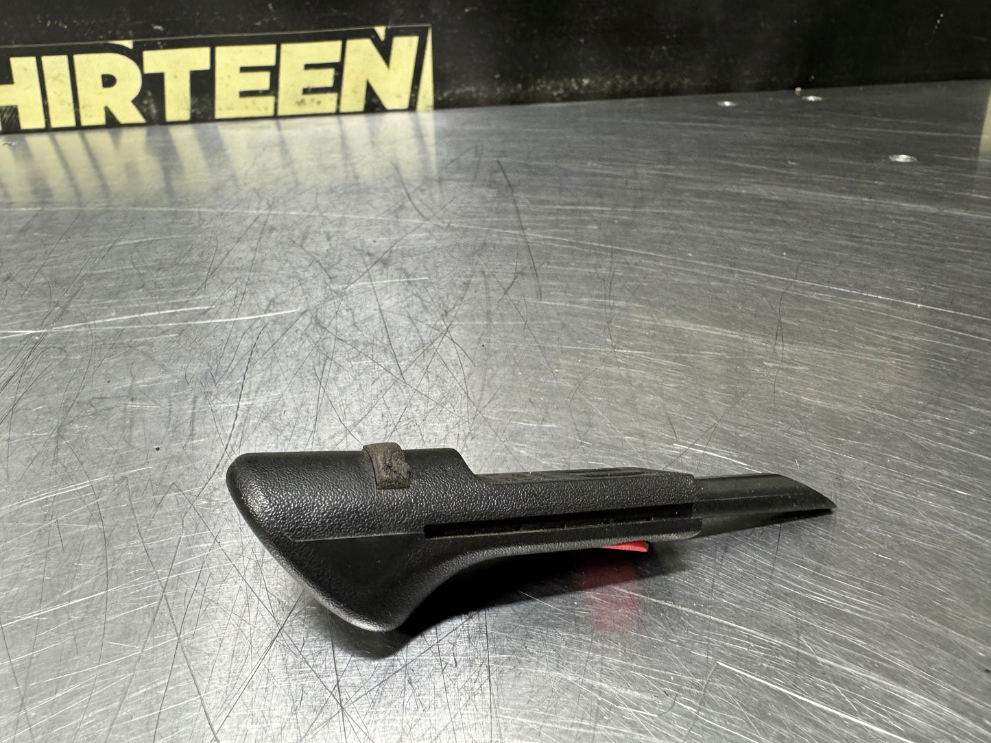 04-06 PONTIAC GTO DOOR UNLOCK/LOCK TAB 92056809 OEM #N917