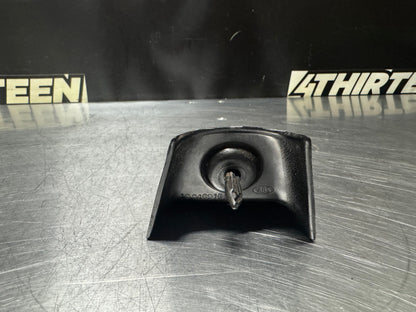 97 -04 CORVETTE C5 SEAT TRACK COVER #N228