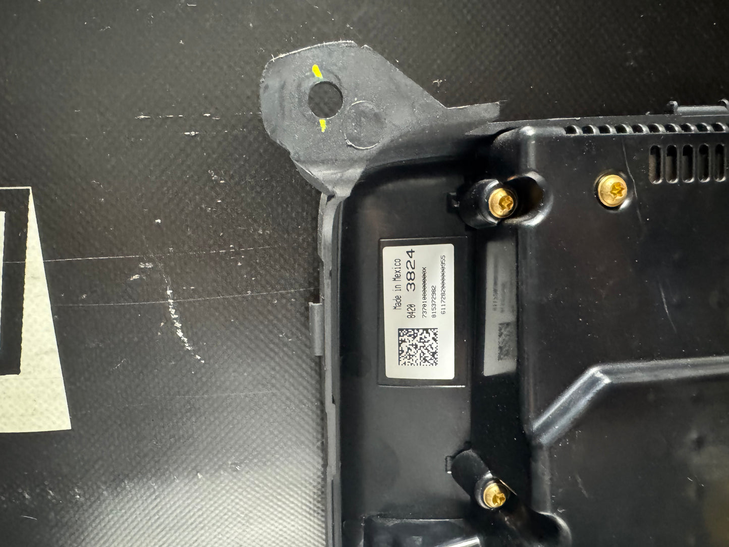 14-18 CHEVY SILVERADO GMC SIERRA CENTER DASH RADIO DISPLAY 815372982 OEM #N598