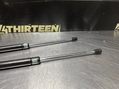 97-01 JEEP CHEROKEE XJ REAR LIFT GATE SUPPORT STRUT SET OF 2 55076208 OEM #N666