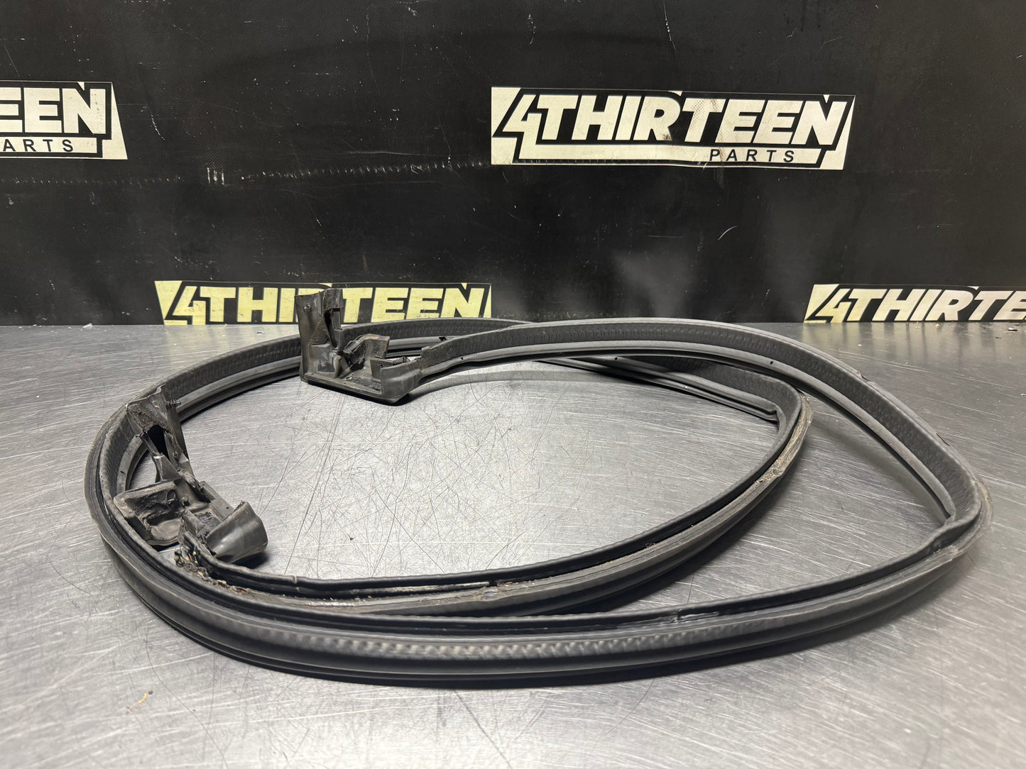 1997-2004 CORVETTE C5 CONVERTIBLE TOP TRUNK SEAL OEM #N514