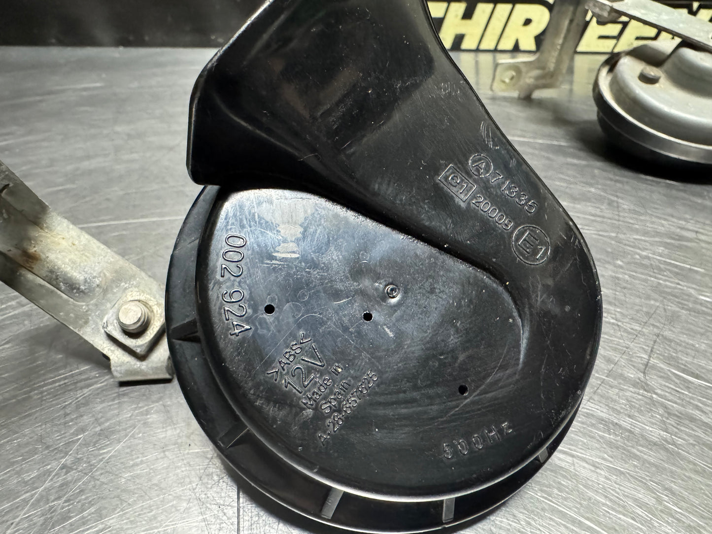 04-06 PONTIAC GTO HORN SET OEM #N682
