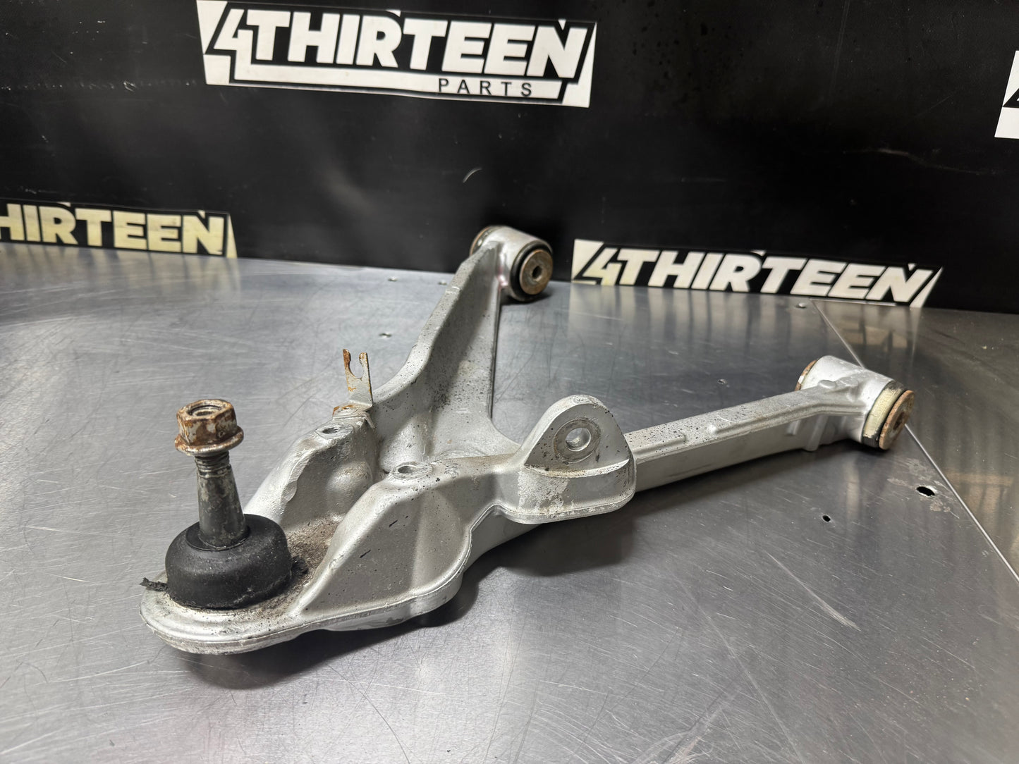 1997-2004 C5 CORVETTE FRONT LOWER CONTROL ARM RH 10233630 #N81