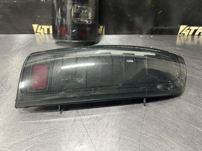AFTERMARKET LED TAIL LIGHTS FOR 99-2006 02 CHEVY SILVERADO 1500 2500 3500 #X19