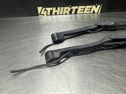 97-04 C5 CORVETTE WIPER ARM SET OEM #N353