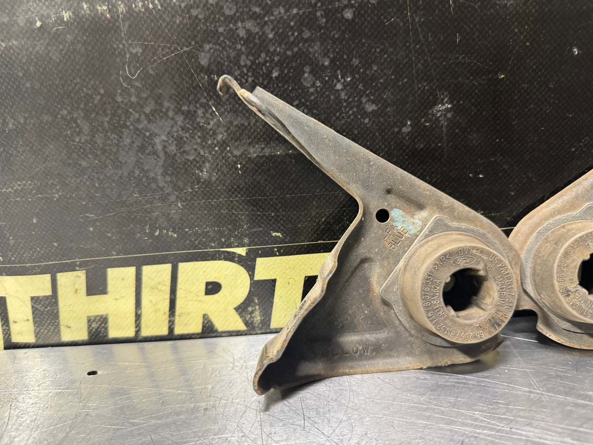 15-24 FORD MUSTANG REAR MUFFLER EXHAUST HANGER MOUNT BRACKETS OEM #V73