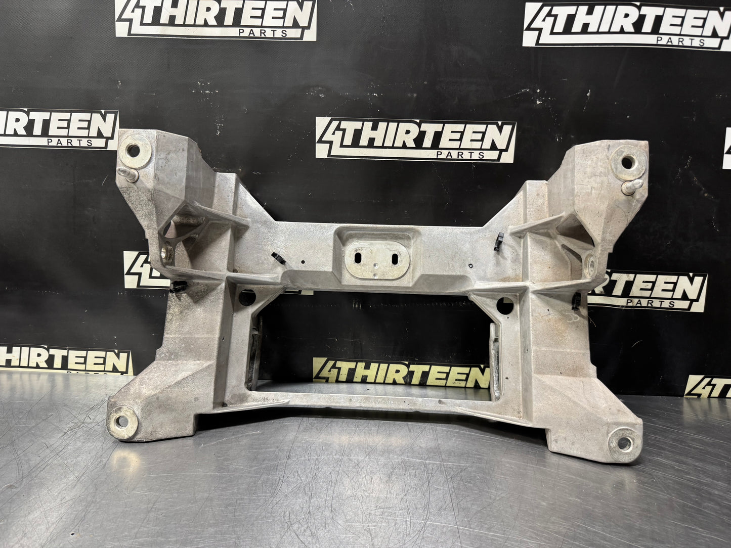 1997 - 1998 C5 CORVETTE REAR SUBFRAME CRADLE 10317602 OEM #N822