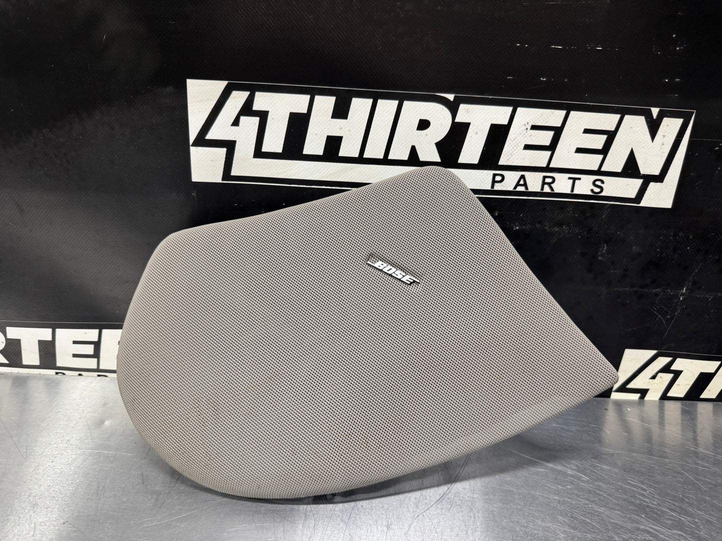 1997-2004 C5 CORVETTE RH DOOR SPEAKER COVER SHALE OEM #L482