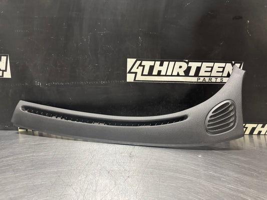 04-06 PONTIAC GTO RH DASH COWL TRIM OEM 92105076 #N310