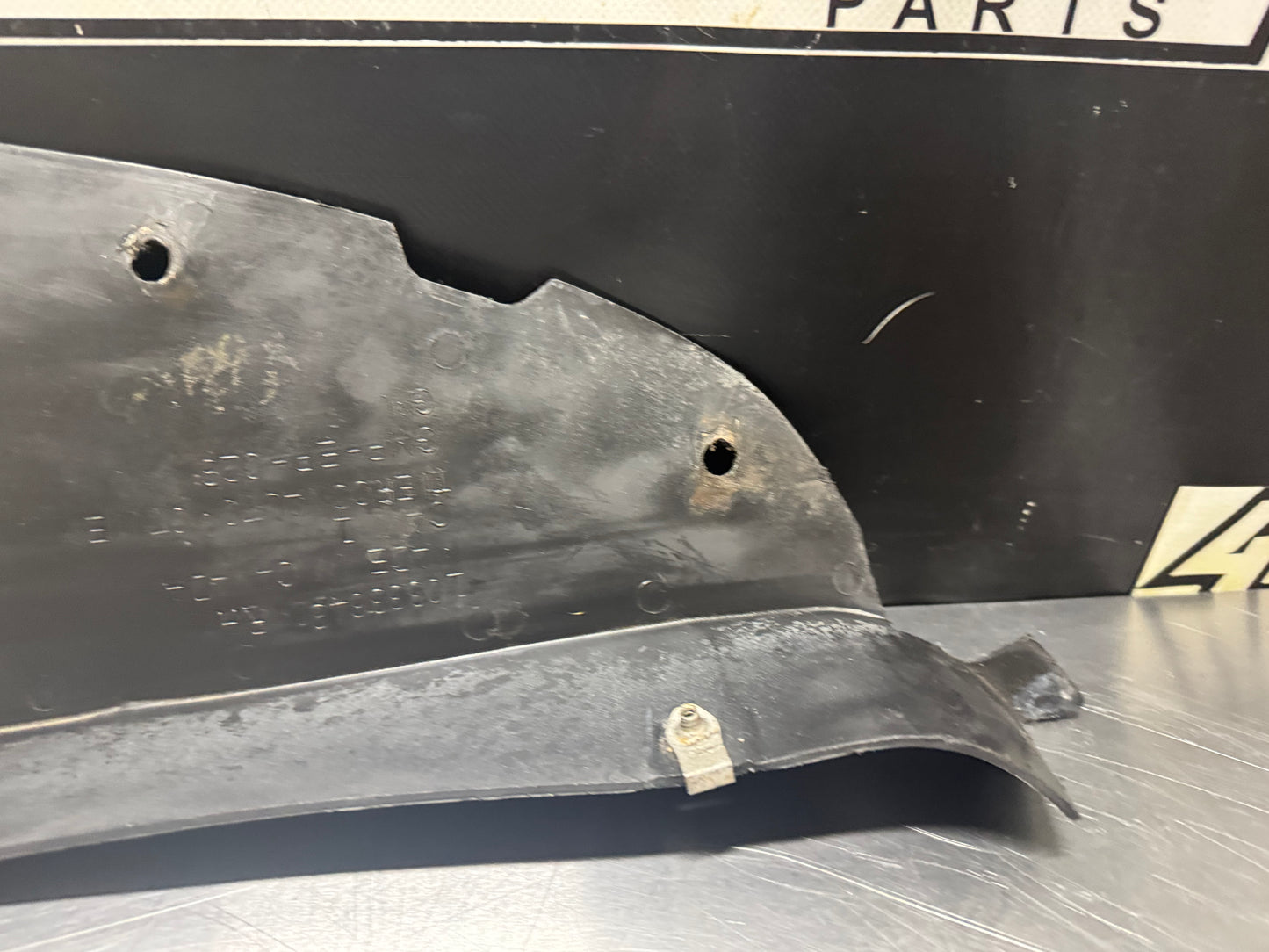 1997-2004 C5 CORVETTE RH PASSENGER SPLASH SHIELD 10333648 USED OEM #N264