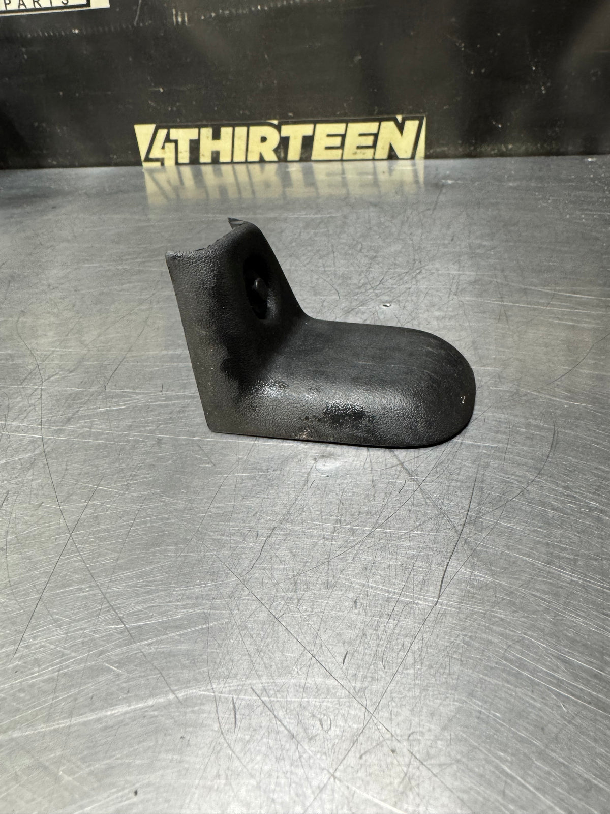 97 -04 CORVETTE C5 SEAT TRACK COVER #N999