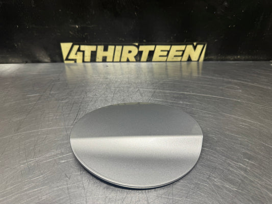 15-17 FORD MUSTANG GT FUEL DOOR GAS LID TANK COVER SILVER OEM #V28