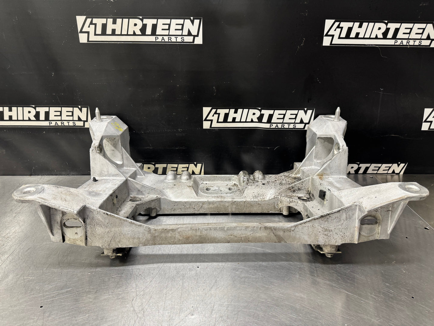 97-04 C5 CORVETTE REAR SUBFRAME CRADLE 10266823 OEM #N62