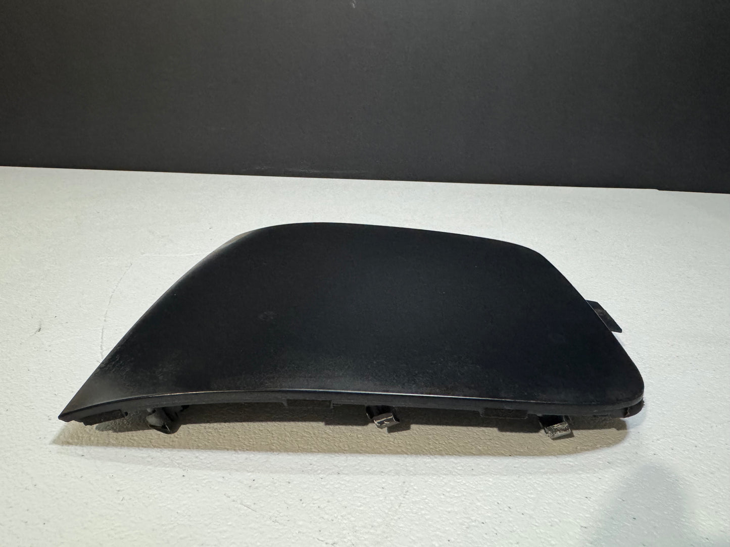 04-06 PONTIAC GTO RADIO DASH BEZEL TOP TRIM OEM #K8