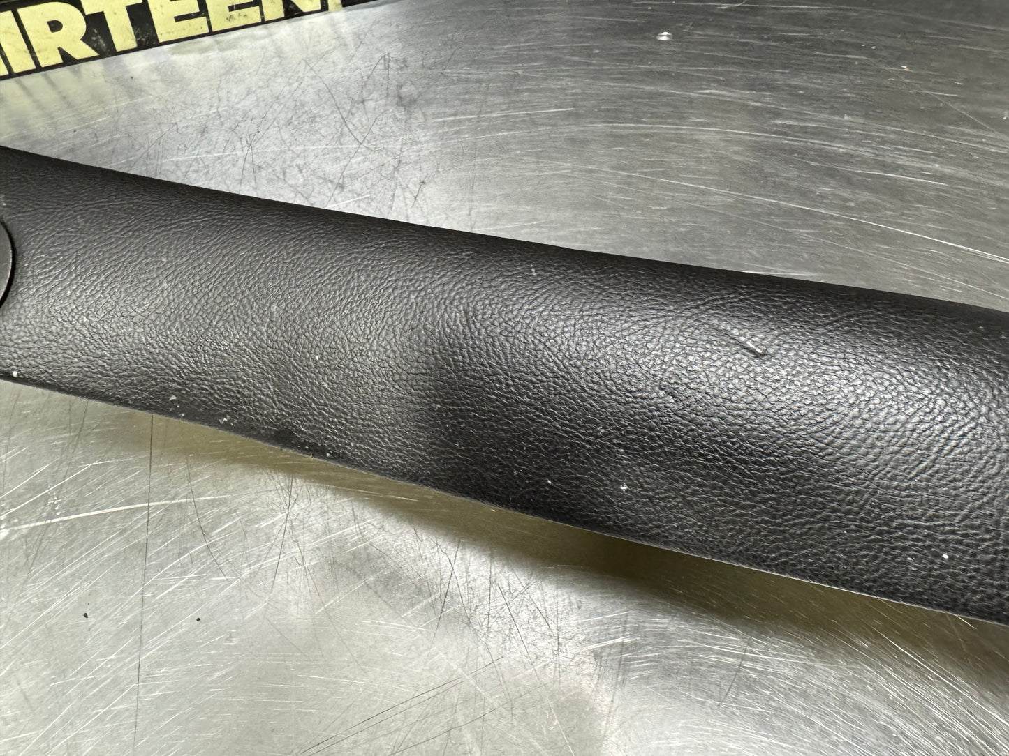 05-13 C6 CORVETTE A-PILLAR TRIM PANEL MOLDING RH #N792