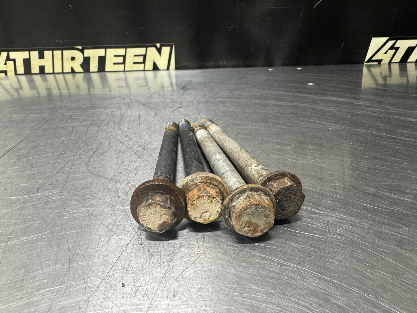 04-06 PONTIAC GTO FRONT CRADLE BOLTS OEM #N389