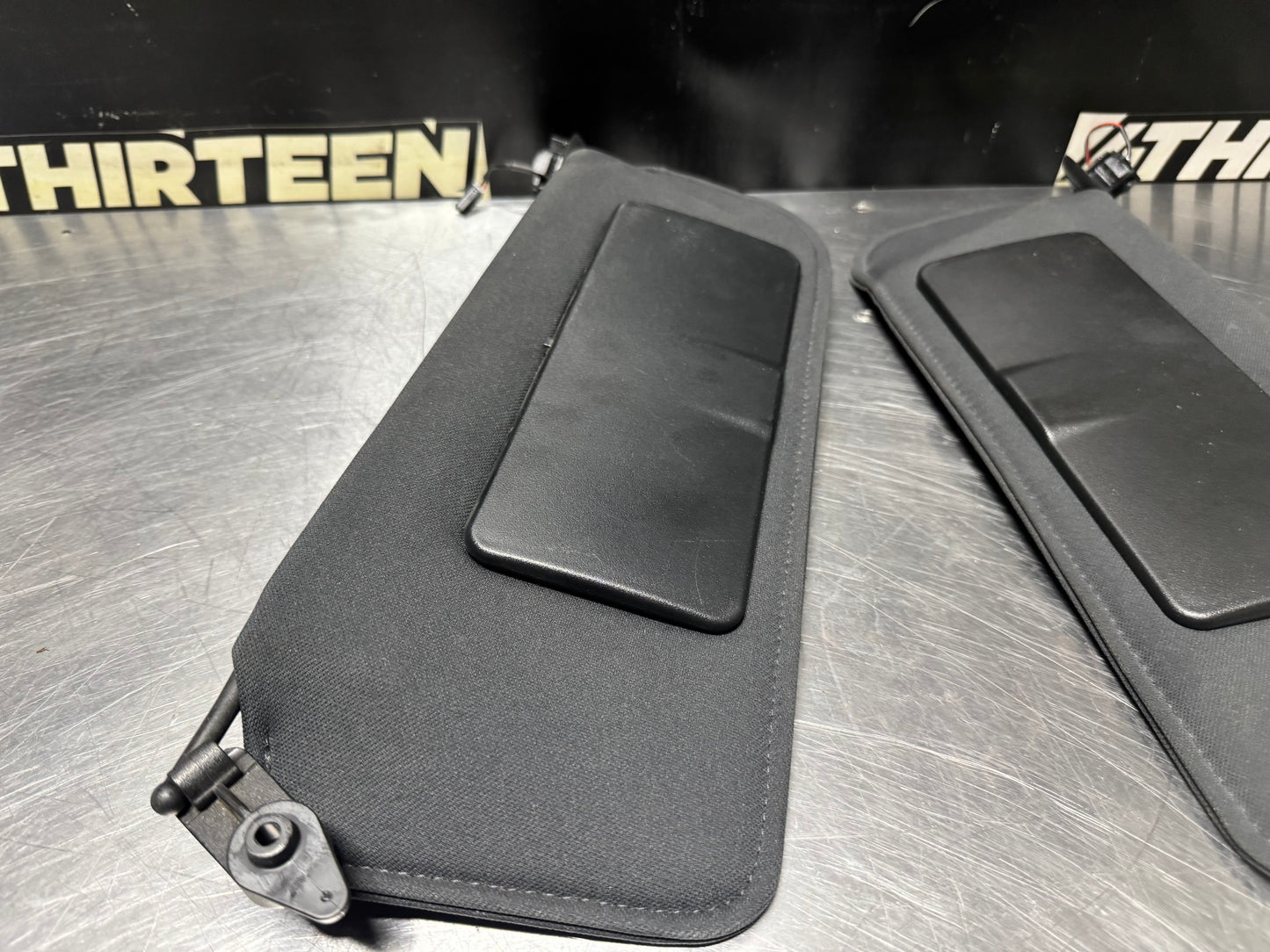 97-04 CORVETTE C5 AFTERMARKET SUN VISORS PAIR #N124