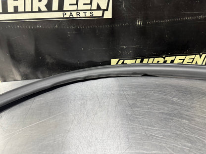 01-04 C5 Z06 FRC CORVETTE LH DRIVER  DOOR SEAL OEM #N848