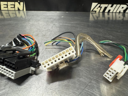 1997-2004 CORVETTE C5 OEM RADIO PIGTAILS #N123