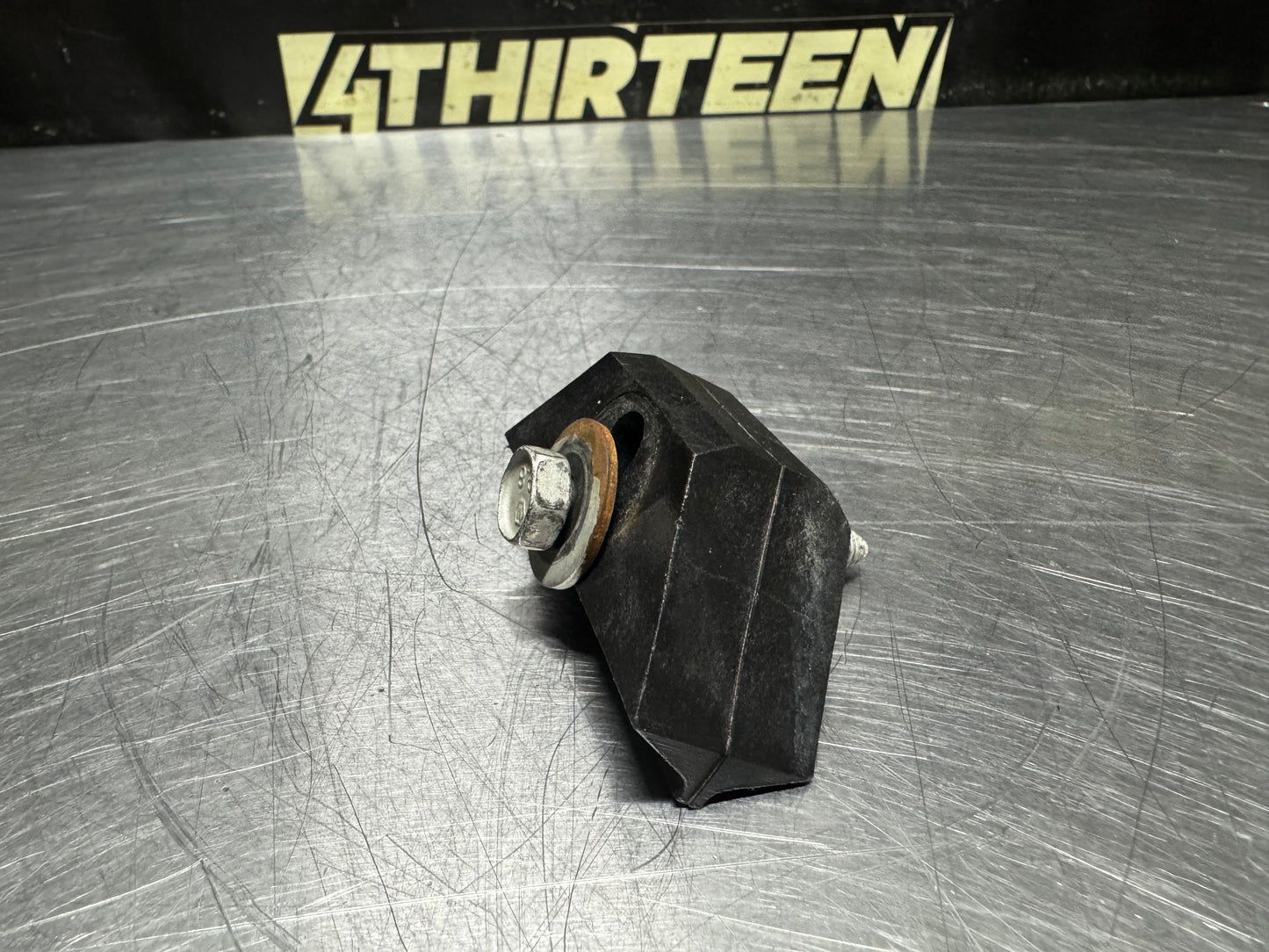 97-04 C5 CORVETTE BATTERY TIE DOWN CLAMP OEM #N676