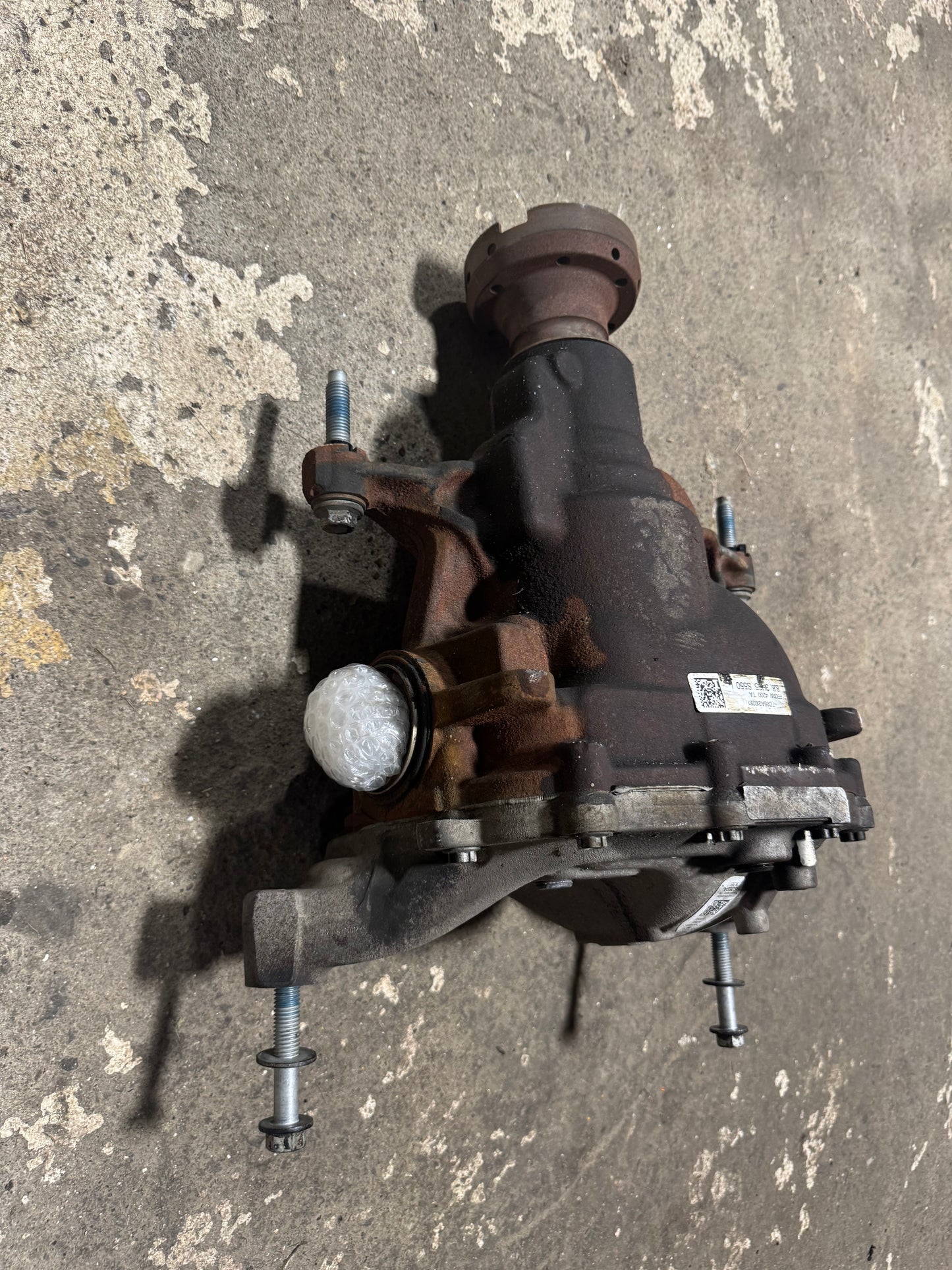 15-17 FORD MUSTANG GT REAR DIFFERENTIAL 3.55 FR3W-4200-TA OEM #N909