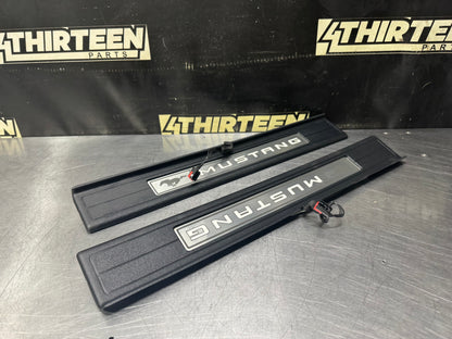 15-17 FORD MUSTANG GT ILLUMINATED DOOR SILLS PAIR #V1