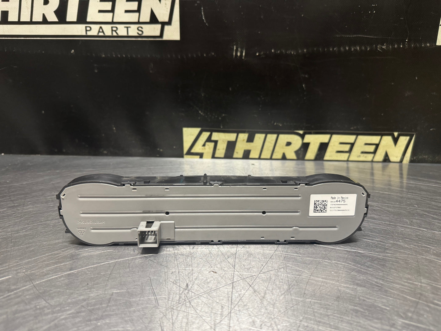 14-18 CHEVY SILVERADO GMC SIERRA CLIMATE CONTROL UNIT 84164475 OEM #N599