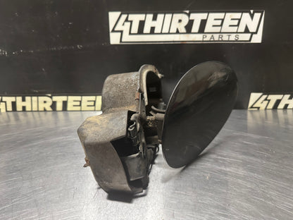 1997-2004 C5 CORVETTE FUEL GAS TANK FILLER DOOR BLCK 10253857 OEM #N252