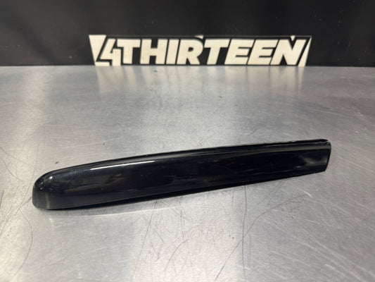1997-2004 C5 CORVETTE OEM RF FENDER MOULDING #L277