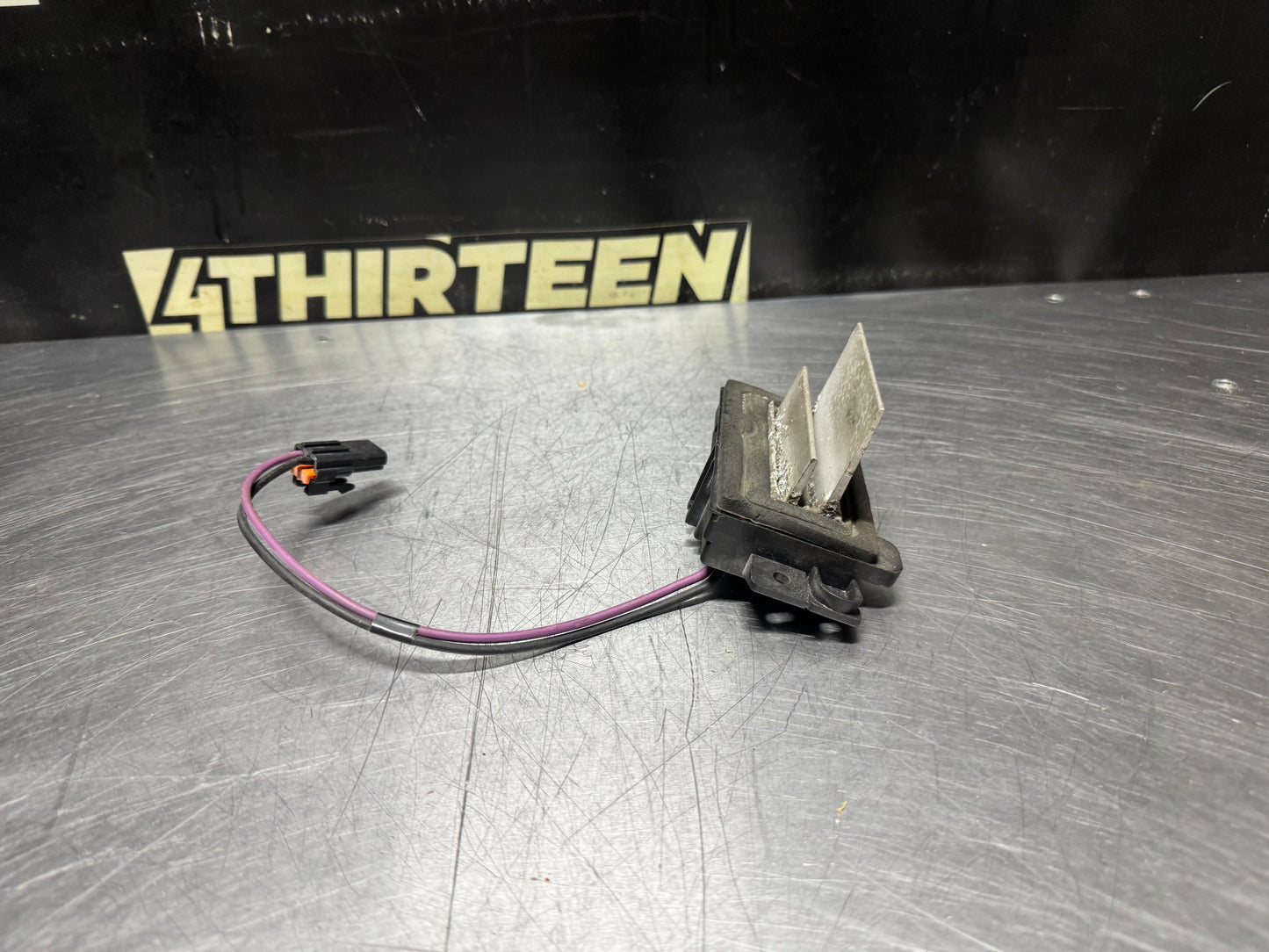 03-06 CHEVY SILVERADO/GMC SIERRA AC BLOWER MOTOR RESISTOR MODULE 52495874 #N435