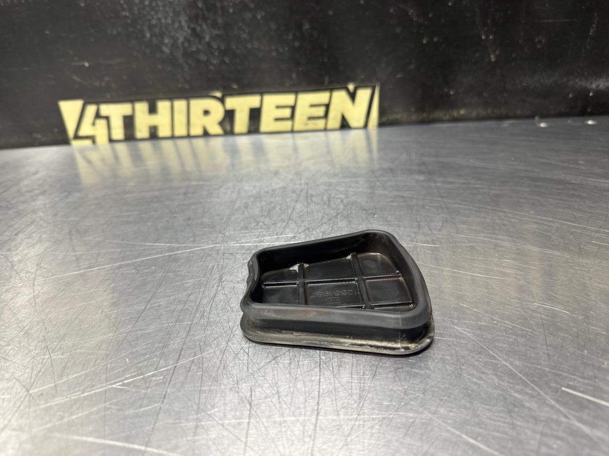 97-04 C5 CORVETTE TORQUE TUBE INSPECTION COVER PLUG 12551987 OEM #X32