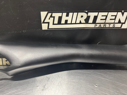 1997-2004 C5 CORVETTE RH PASSENGER FRONT A PILLAR TRIM EBONY OEM #N263