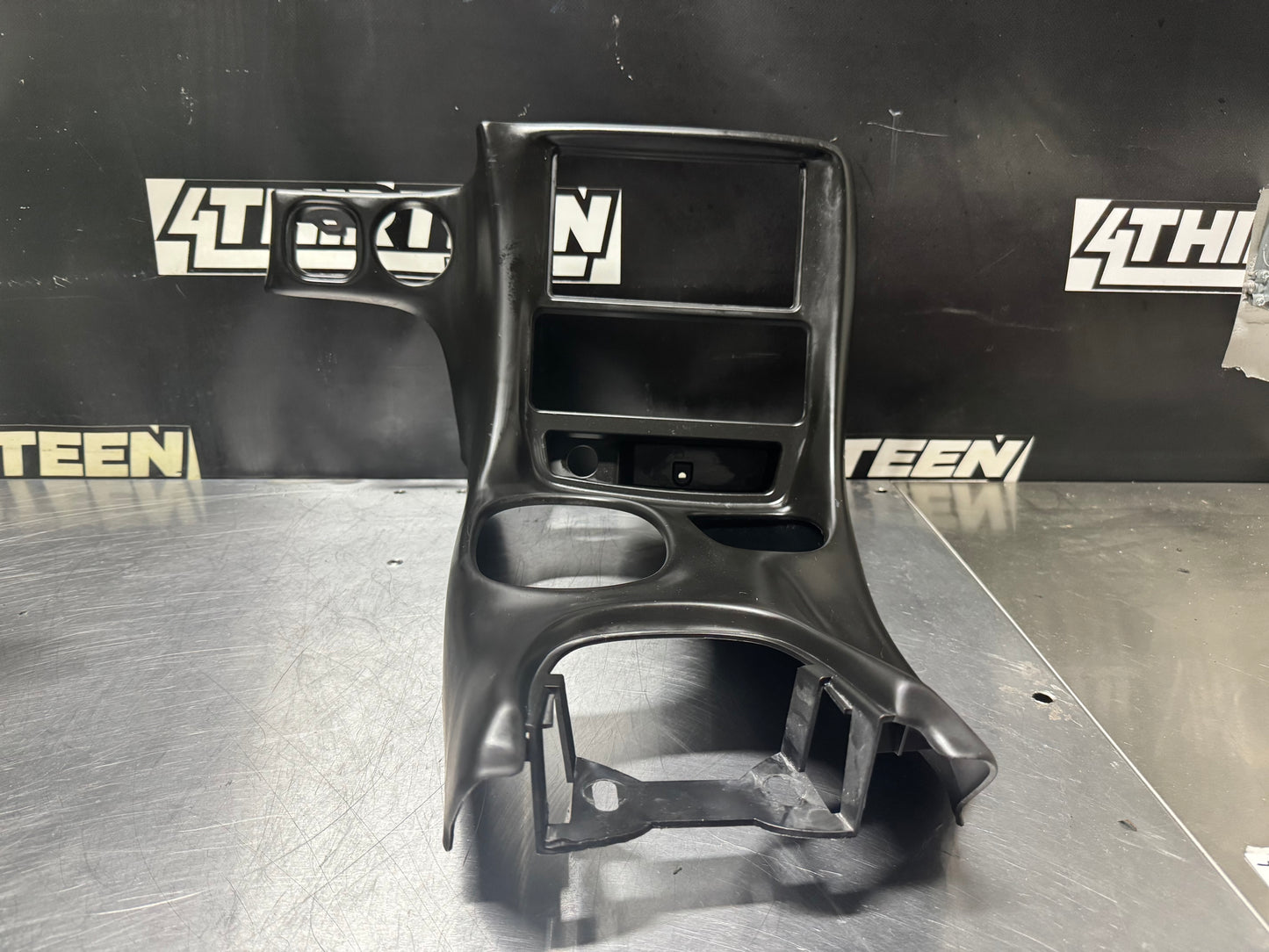 1997 - 2004 CORVETTE C5 AFTERMARKET RADIO BEZEL #N140