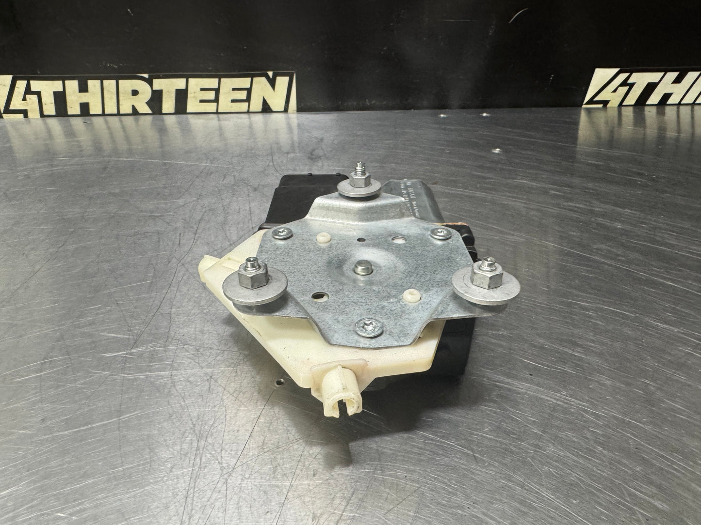 05-13 CORVETTE C6 RH PASSENGER WINDOW REGULATOR MOTOR OEM #N336