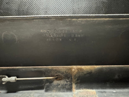 97-04 C5 CORVETTE LOWER CENTER AIR DEFLECTOR ASSEMBLY 10401458 OEM #N287