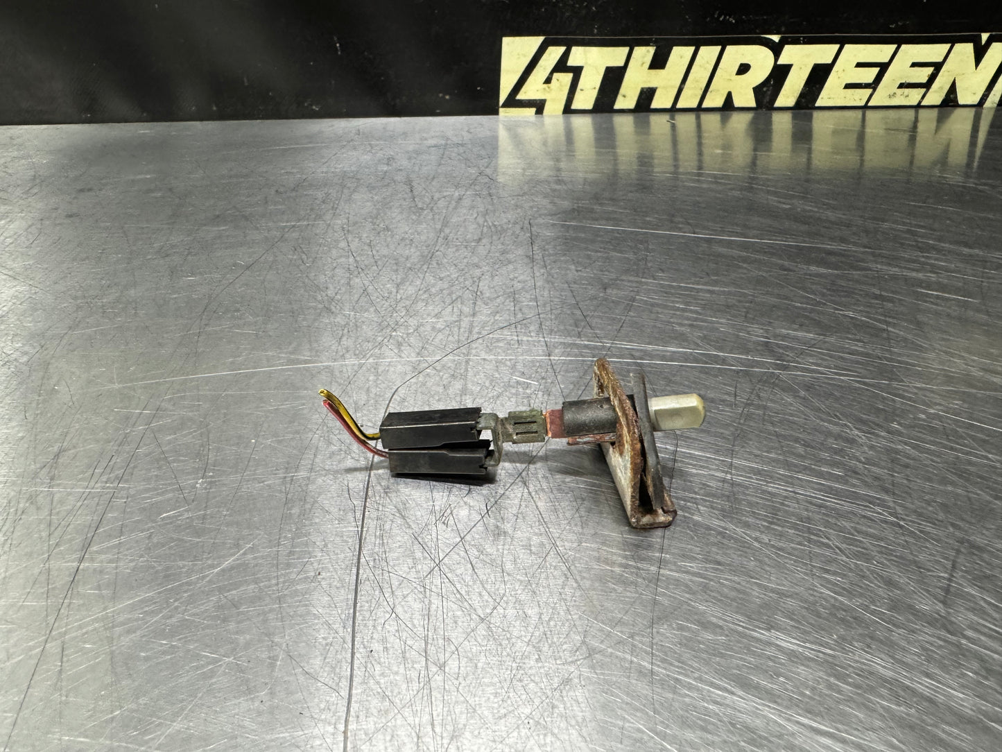 04-06 PONTIAC GTO DOOR PRESSURE SWITCH OEM #N626
