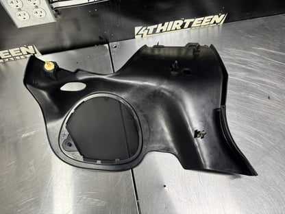 97-04 CORVETTE C5 INTERIOR RH PASSENGER B-PILLAR PANEL 10269543 OEM #N735