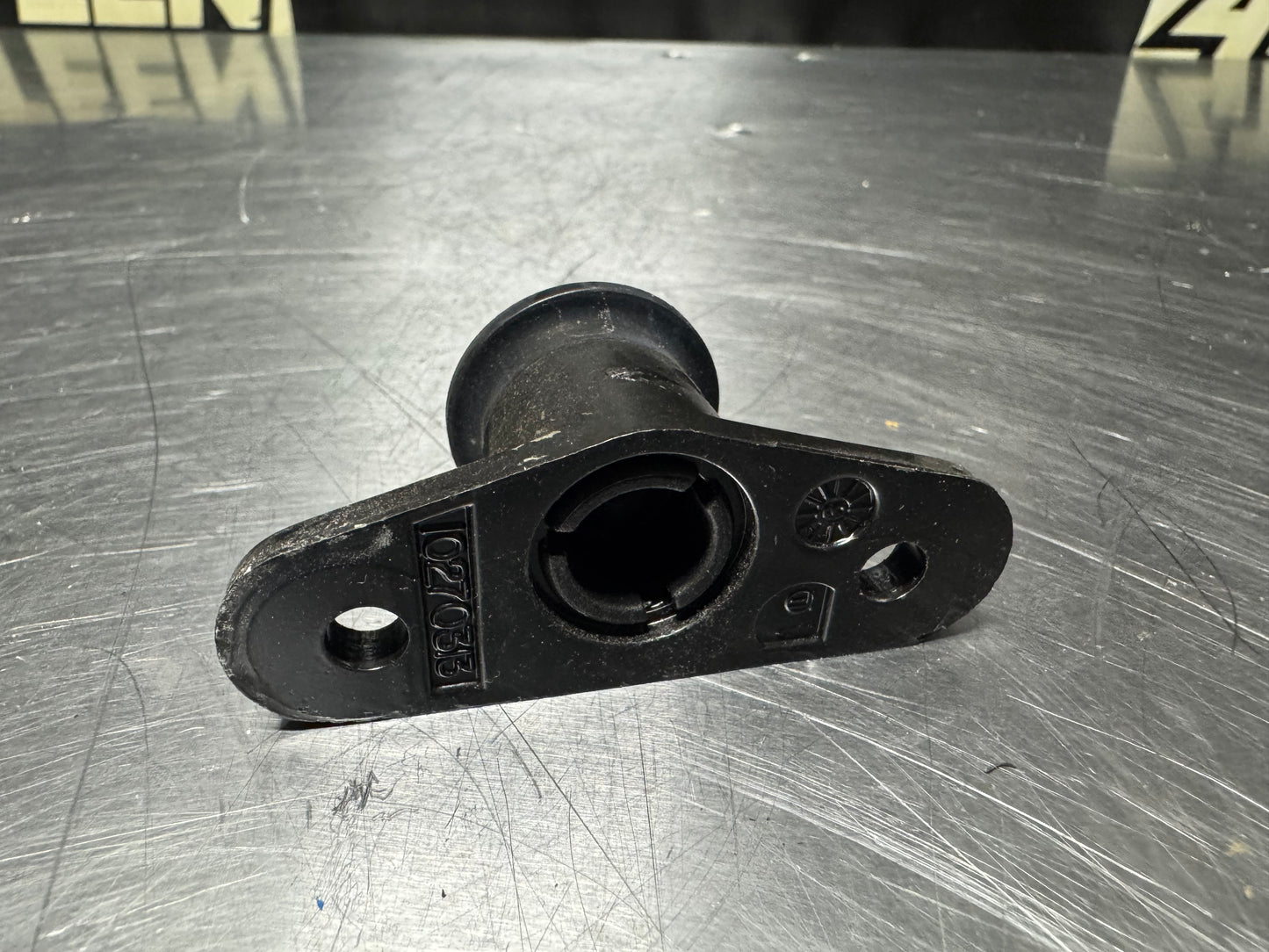 97-04 C5 CORVETTE TARGA TOP MOUNTING BRACKETS OEM #N191