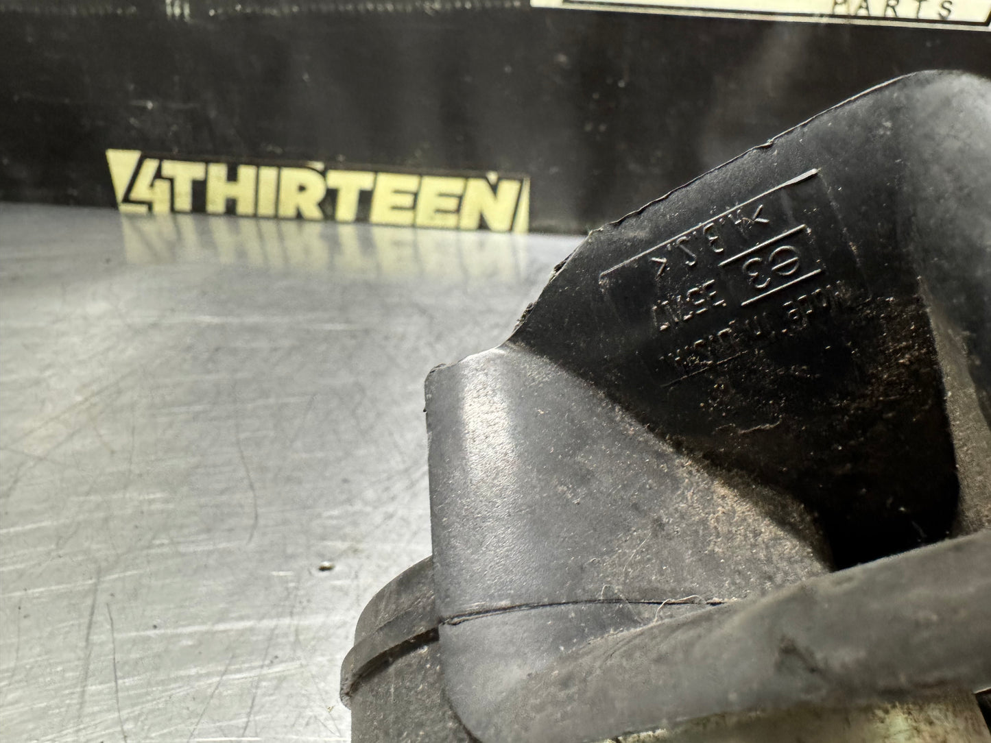 97-04 CORVETTE C5 OEM GM HORN SET #N840