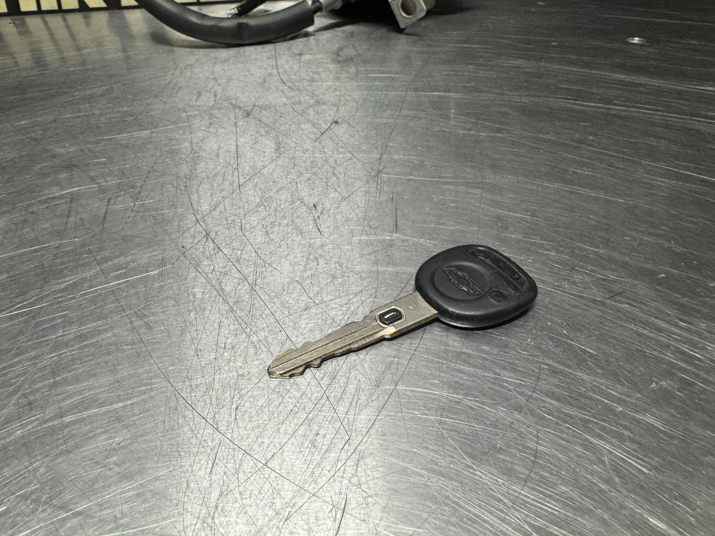 1997 - 2004 CORVETTE C5 IGNITION SWITCH W/ KEY OEM 10308321 #N349