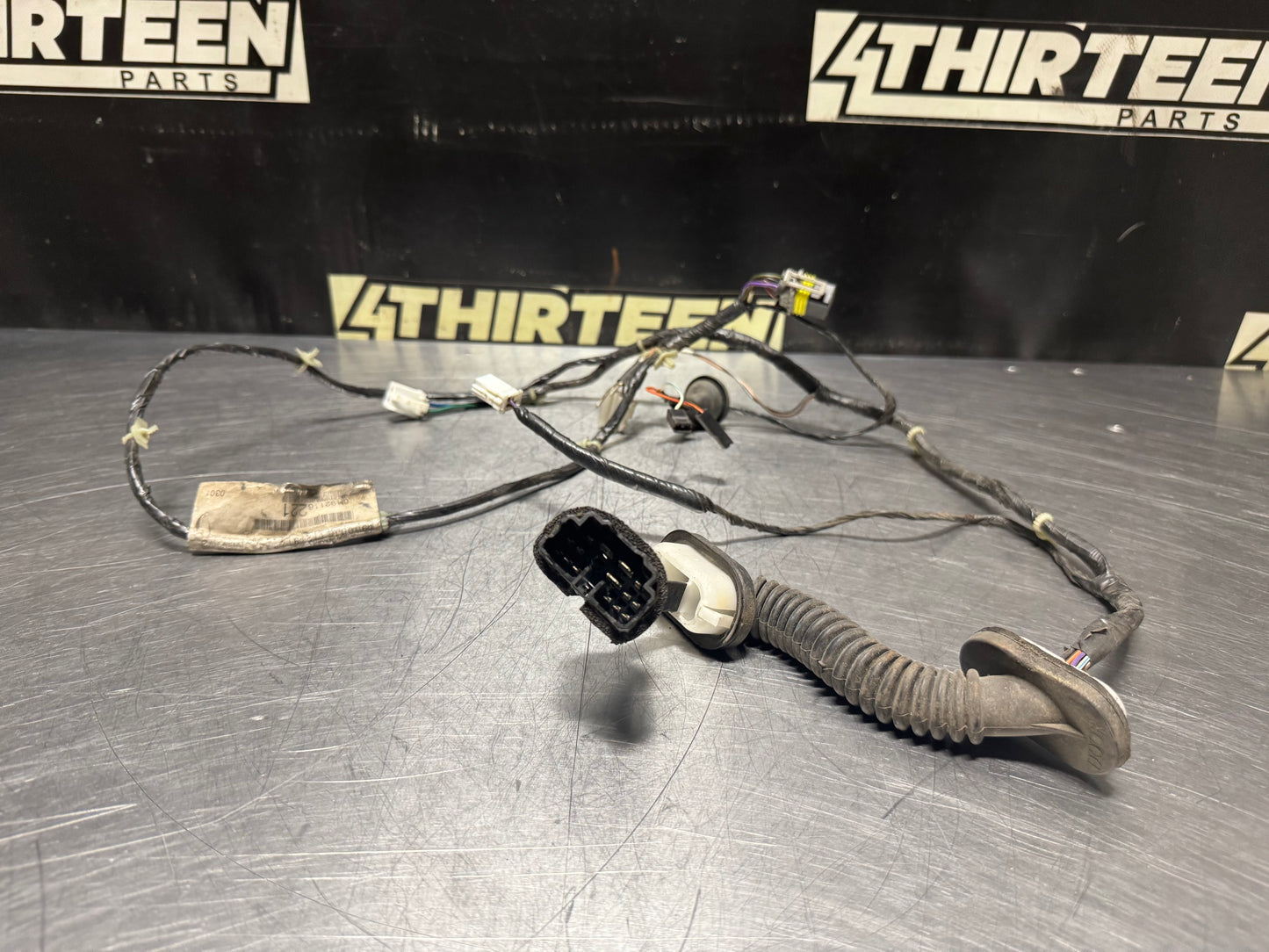 2004 PONTIAC GTO PASSENGER SIDE RH DOOR HARNESS OEM 92116221 #N469